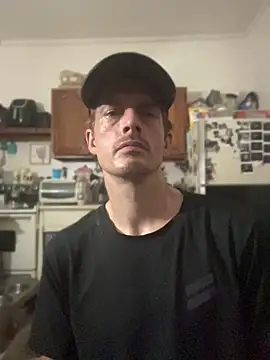 KBONE36 Show in webcam