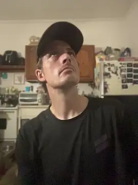 KBONE36 Show in webcam
