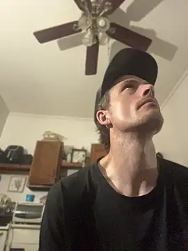 KBONE36 Show in webcam