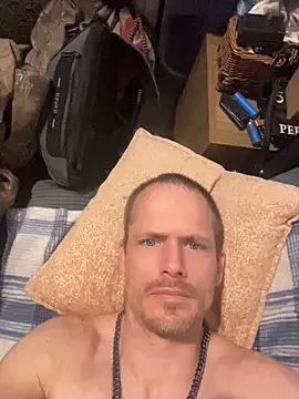 KBONE36 Show in webcam
