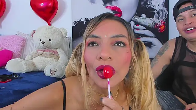 Angeline_focus Webcam Show