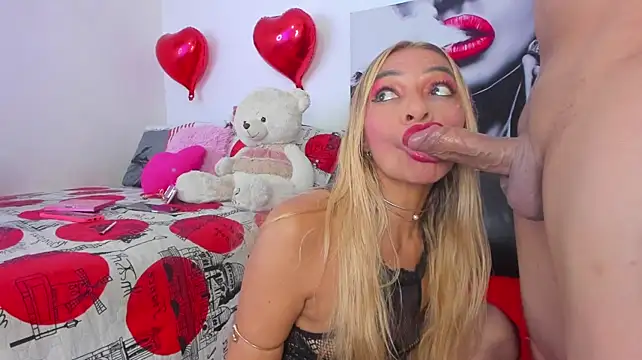 Angeline_focus Webcam-Show