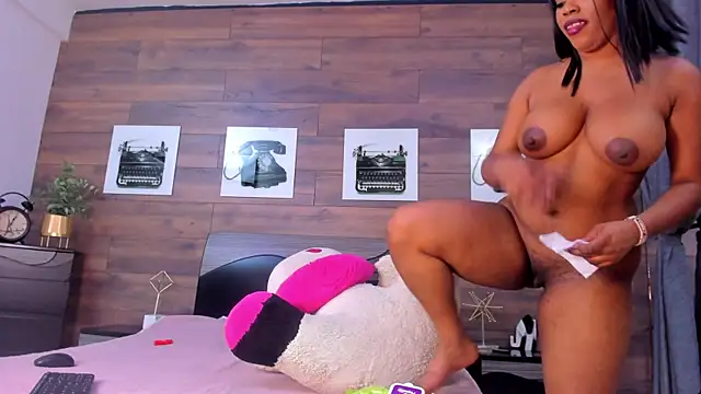 PechBri Adlı Modelin Canlı XXX Sohbeti