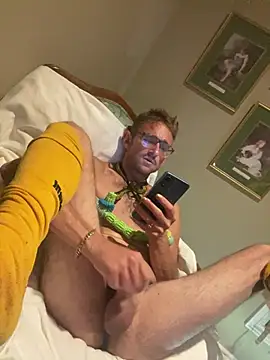 Pokazy przed kamerką – MaxSpadeErotica