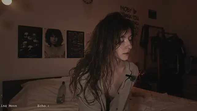 WebCora – Live XXX-chat