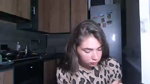 delightful_sofi: απευθείας συνομιλία ΧΧΧ