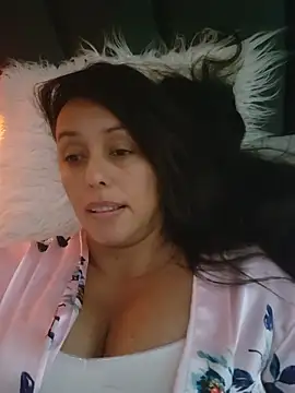 SaharaGarcia__ Adlı Modelin Canlı XXX Sohbeti
