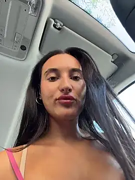 cassandra47 – webcam-show