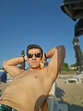 alphafingod's Live XXX Chat