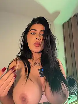 clarachanelricek Pertunjukan Webcam