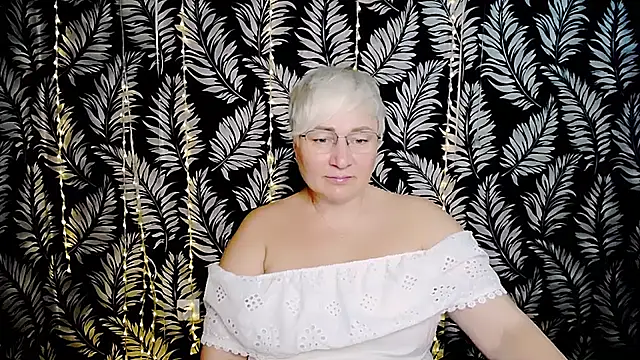 Chat +18 de Olivia_playful ao vivo