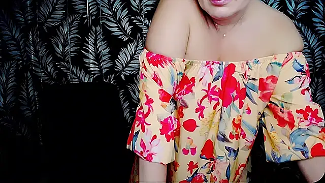 Olivia_playful live XXX chat