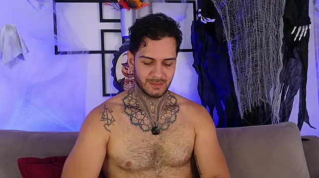 Show modela Frank_gomez na web-kameri