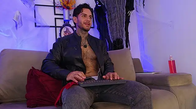 Show modela Frank_gomez na web-kameri