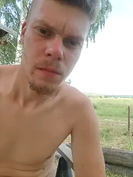 Pokazy przed kamerką – Heygoodboy2