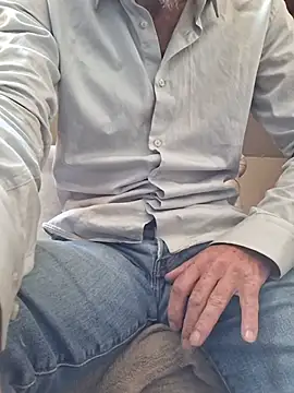 eddouxxx78 网络视讯表演