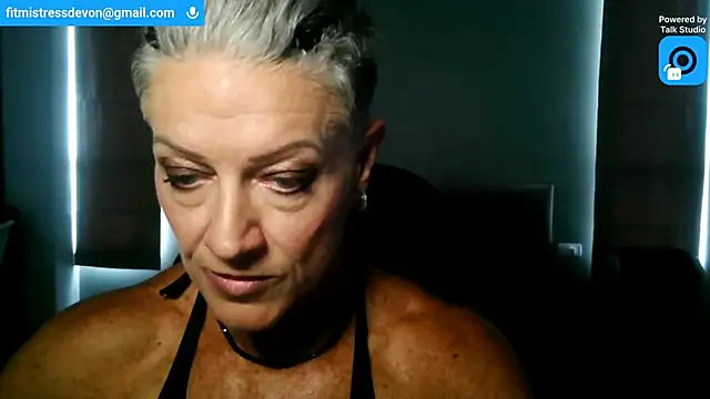 Devon2020's Webcam Show
