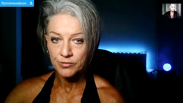 Devon2020's Webcam Show