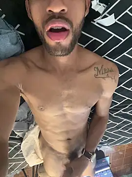 Criistian_pradoのウェブカメラショー