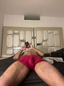 הופעת וובקאם של Criistian_prado