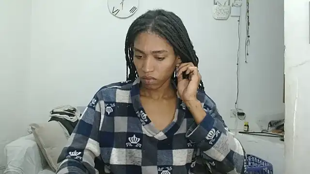 הופעת וובקאם של angelamarie1