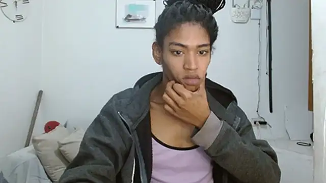 angelamarie1 网络视讯表演