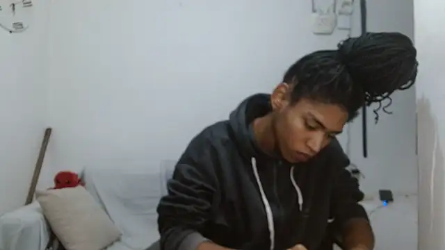 Pertunjukan Kamera Web angelamarie1