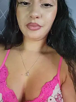 Luciana_LucyのライブXXXチャット