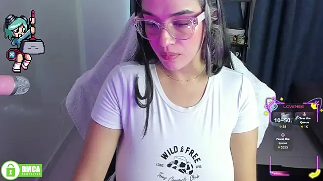 Roxy_clark 现场XXX聊天