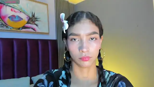 LauraAristizabal – Naživo XXX chat