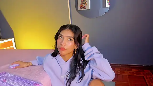 Czat XXX na żywo – LauraAristizabal