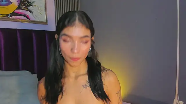 LauraAristizabal Chat XXX in diretta
