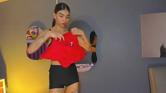 LauraAristizabal Live XXX-Chat