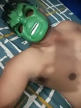 MidnightFlirtX Webcam-Show