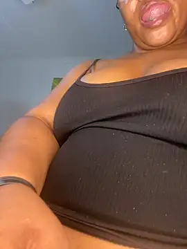 SexyChill1992 Show in webcam
