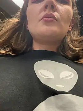 Show modela MaryJey na web-kameri