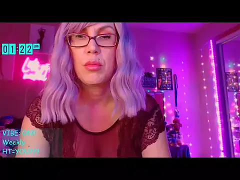 EmmaIsHere's Webcam Show
