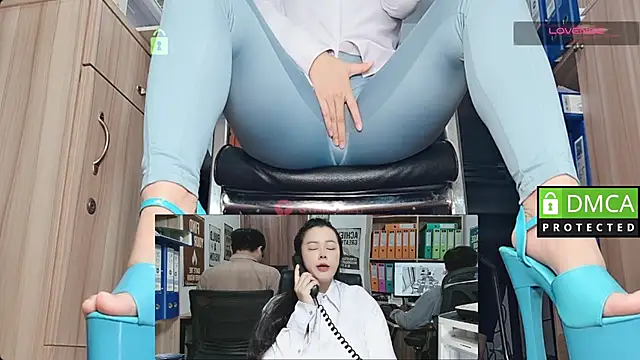 הופעת וובקאם של Sime_Naughty