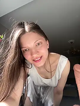 MelaniGrand's Live XXX Chat