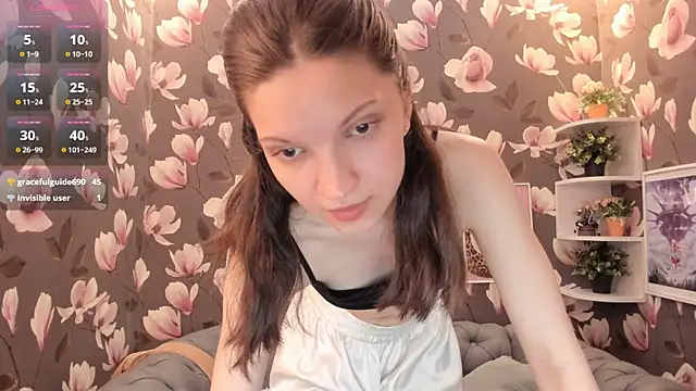 MelaniGrand's Live XXX Chat
