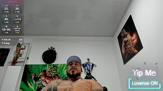 عرض كام LOGAN_WHITTERS01