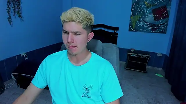 patrik_027 网络视讯表演