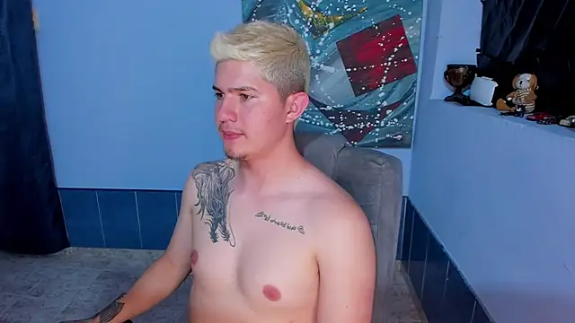 patrik_027 网络视讯表演