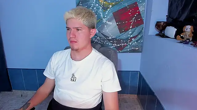 patrik_027's Webcam Show