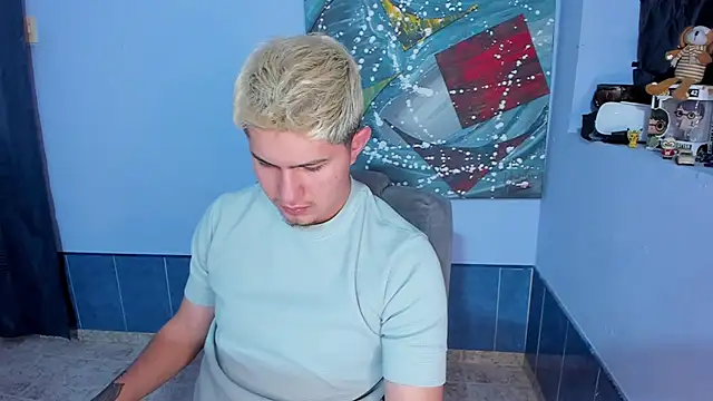patrik_027's Webcam Show