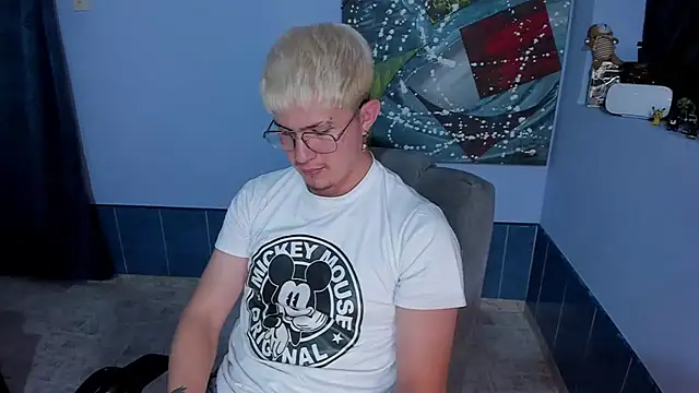 Show modela patrik_027 na web-kameri