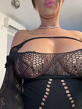 KirstieVegas Show in webcam