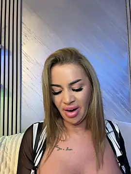 KirstieVegas Live XXX-chat