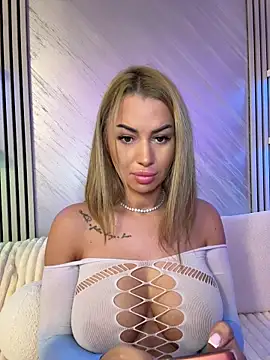 KirstieVegas Chat XXX in diretta