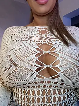 Pertunjukan Kamera Web KirstieVegas